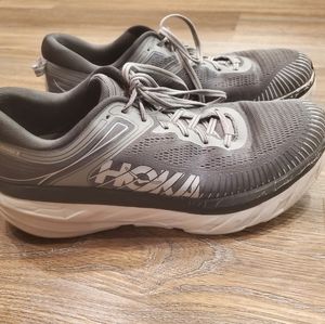 Hoka One One Bondi 7